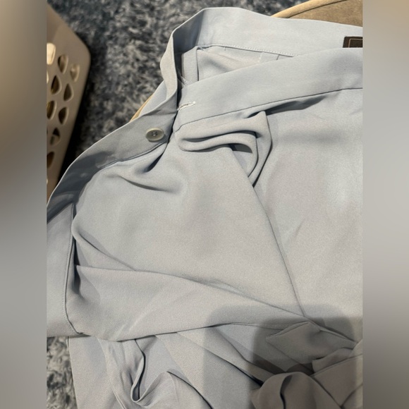 BCBGMAXAZRIA NWOT pale blue wrap skirt with tie waist size M. - Picture 6 of 6